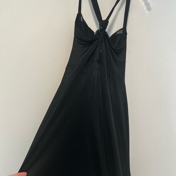 Versace Classic Little Black Dress Stretchy & Lace Size 42 (Medium) - Picture 3 of 7